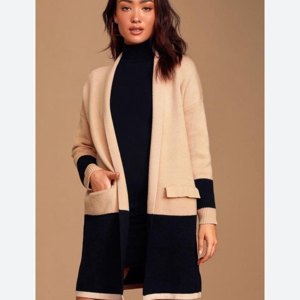 Lumiere Cream & Black Color Block Cardigan Duster / Size Medium / Cozy & Elegant
